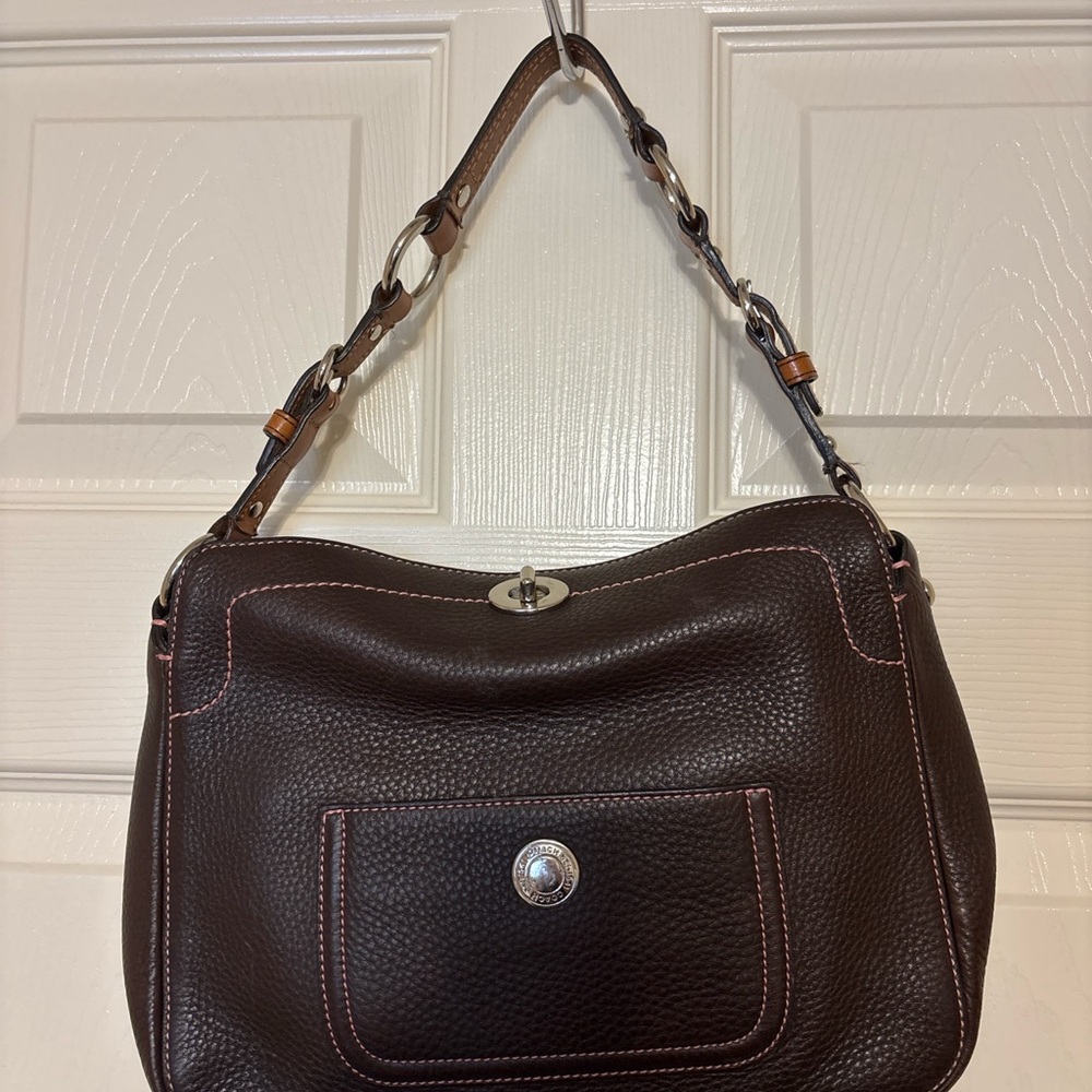 Coach pebbled leather stunner!